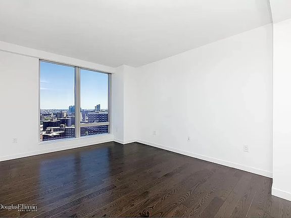 5th image of 252 South St #27J
