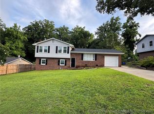 179 Paddlewheel Rd, Fayetteville, NC 28314