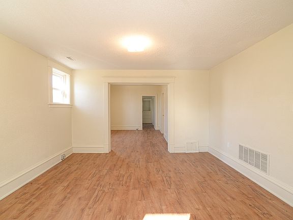 3rd image of 314 Marshall St #A