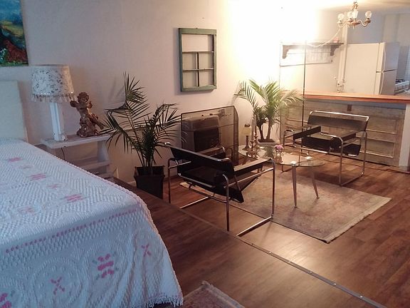 2nd image of 568 E Main St #2