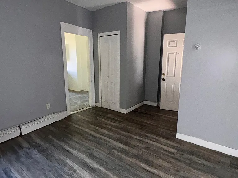 15 S Spring St #2 — Photo 8