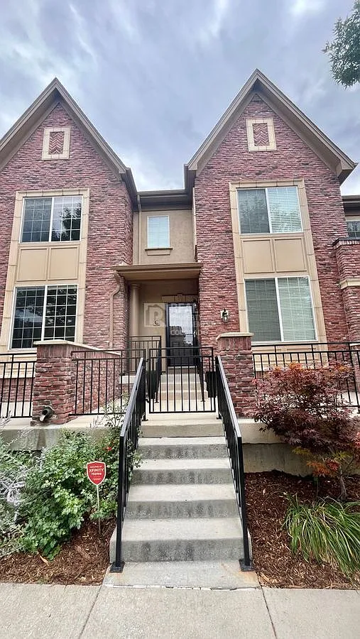 Spacious townhouse for Rent in Highlands Ranch — Photo 2