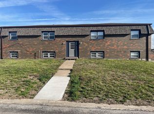 225 Shari Dr, Peculiar, MO 64078