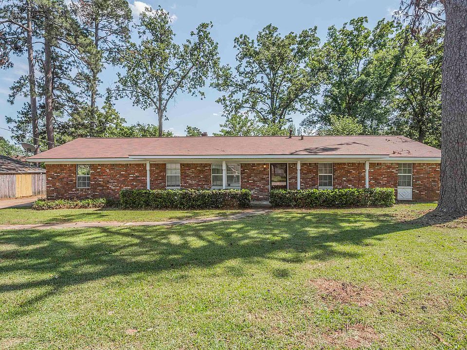 1st image of 211 White Columns Dr