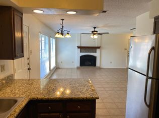 2109 Oak Hollow St, Longview, TX 75604