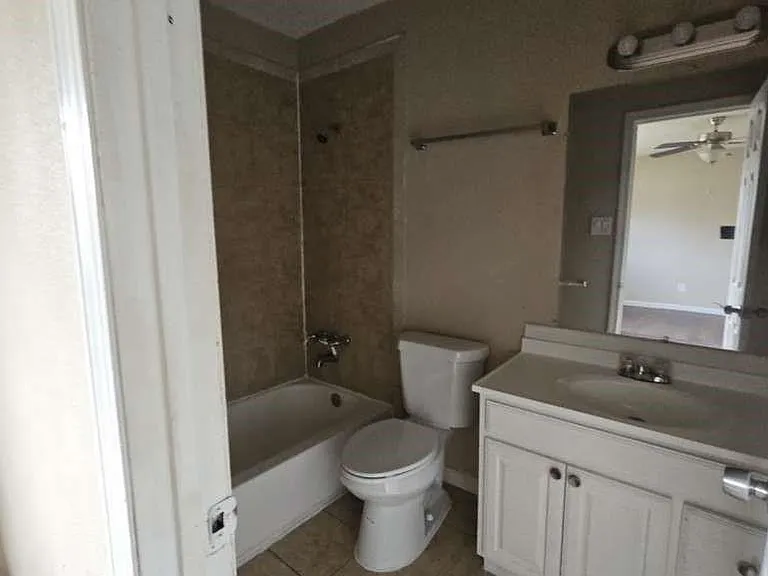8715 Valley Ledge Dr — Photo 10