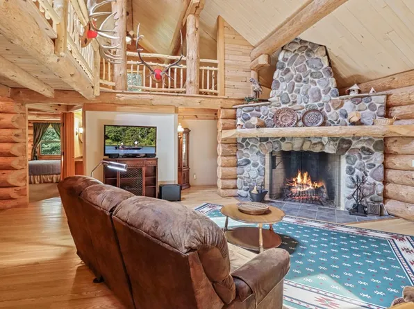 720 Staehling Rd, Three Lakes, WI 54562