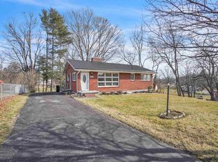 1513 Grove Dr, Pulaski, VA 24301