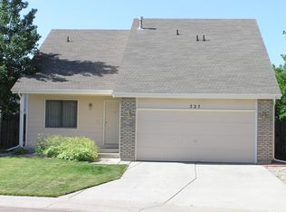 527 Dennison Ct, Fort Collins, CO 80526