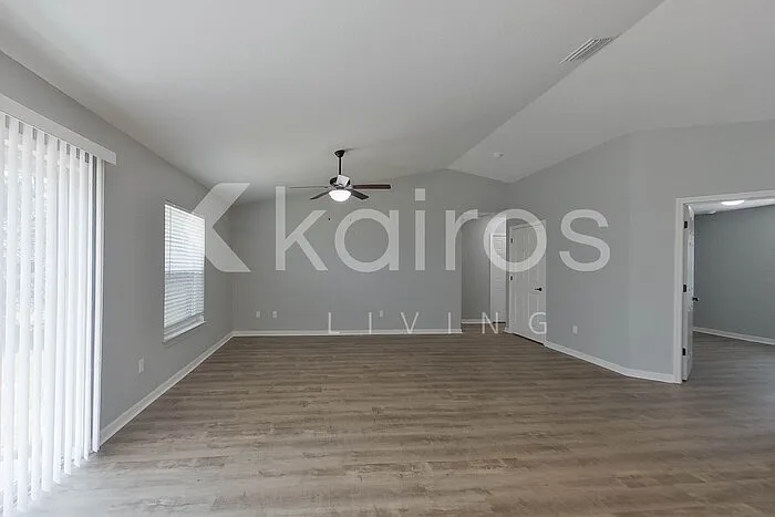 4 bed, 2.0 bath, 1747 sqft, $1,895 — Photo 4