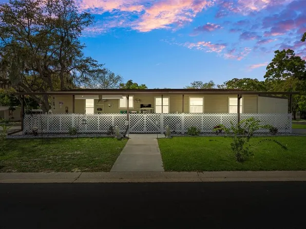 10323 Andre Blvd, Hudson, FL 34667