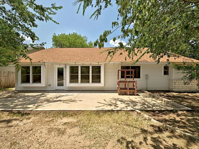 2702 Goldbridge Dr — Photo 24