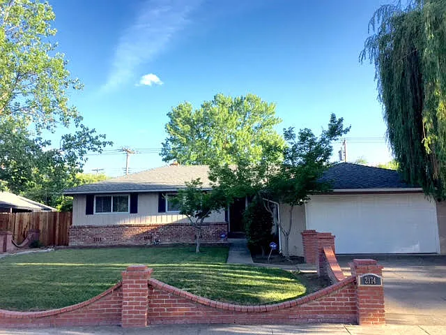 2174 60th Ave photo 1