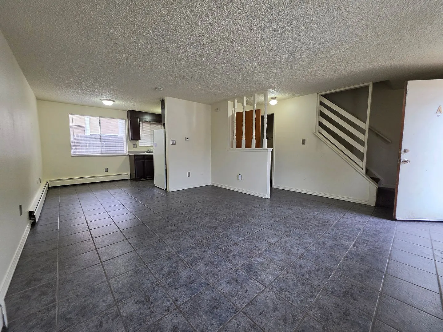 2 Bedroom 1.5 Bath in Longmont, CO! — Photo 4