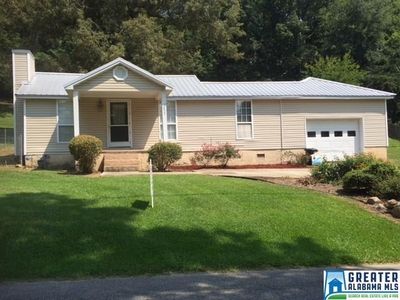 1033 Greenmor Dr SE, Bessemer, AL, 35022