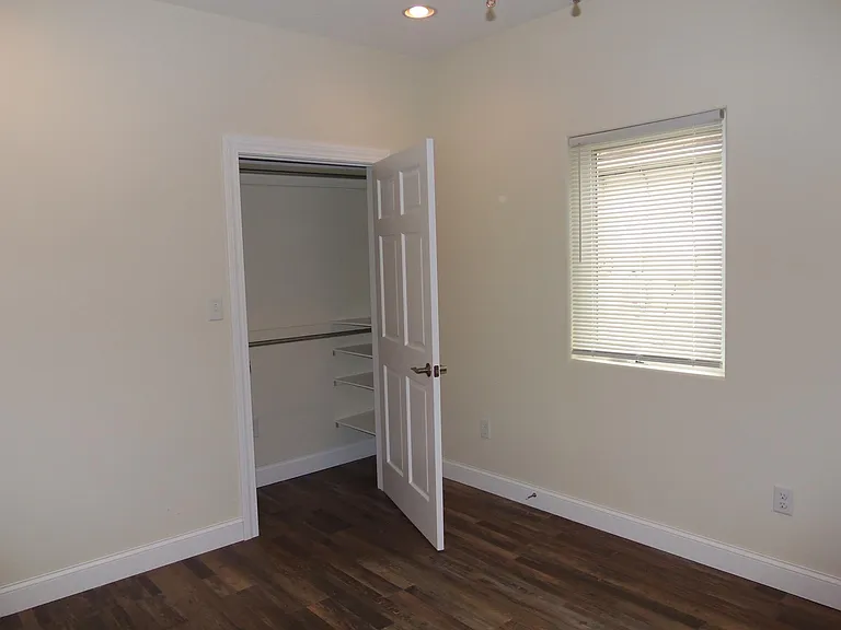 2526 Lynn Ave — Photo 11