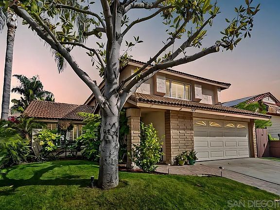 3rd image of 3885 Catamarca Dr
