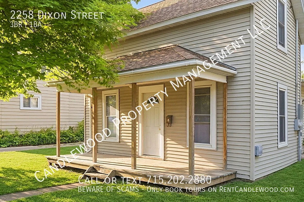3 Bedroom, 1 Bath Single Family Home Available Oct 10th. — Photo 1