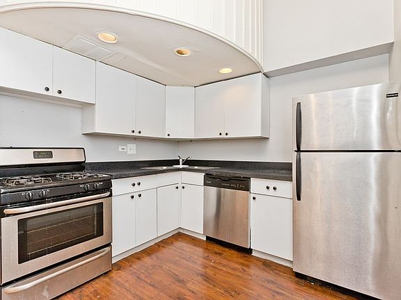 4th image of 888 W Lill Ave #1RG