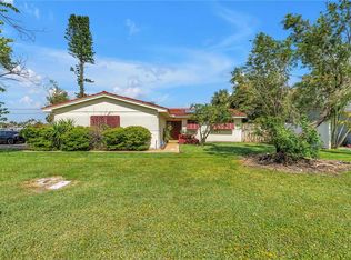 557 Crystal Dr, Madeira Beach, FL 33708