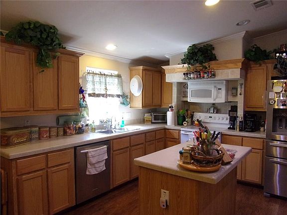 4th image of 2120 Private Road 342
