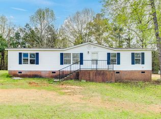 597 Forest Hills Dr, Winnsboro, SC 29180
