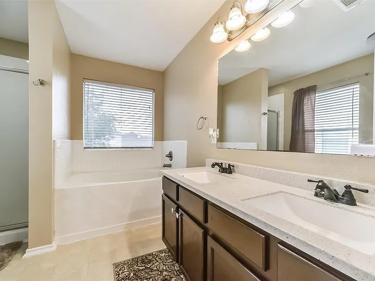 3818 Brook Garden Ln — Photo 33