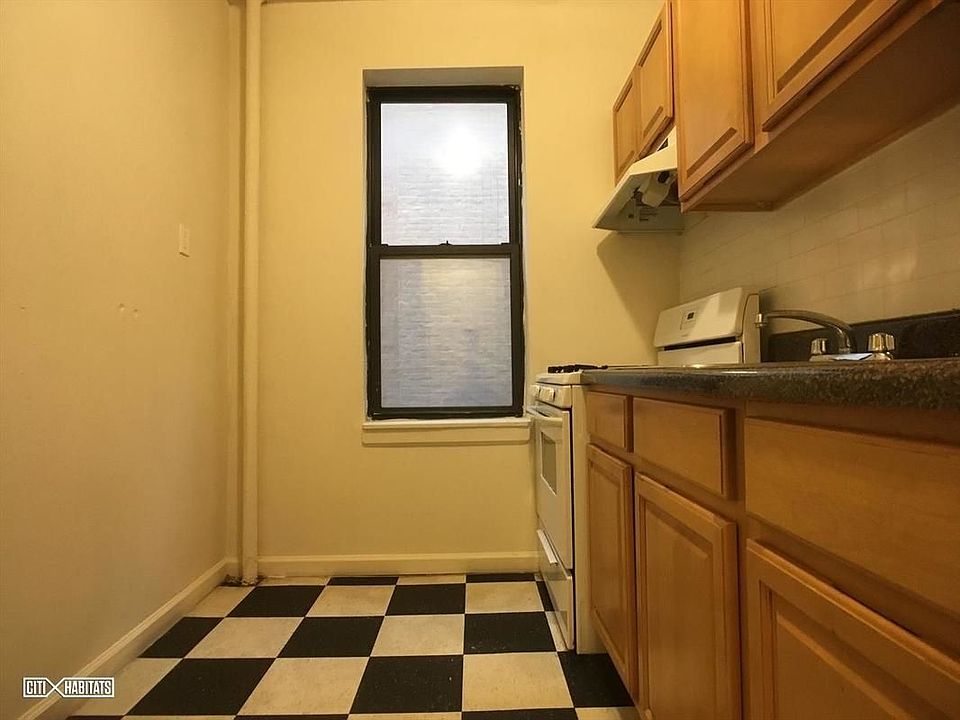 1st image of 3160 34th St APT C4