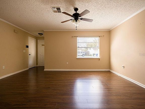 4th image of 2252 Honey Dr