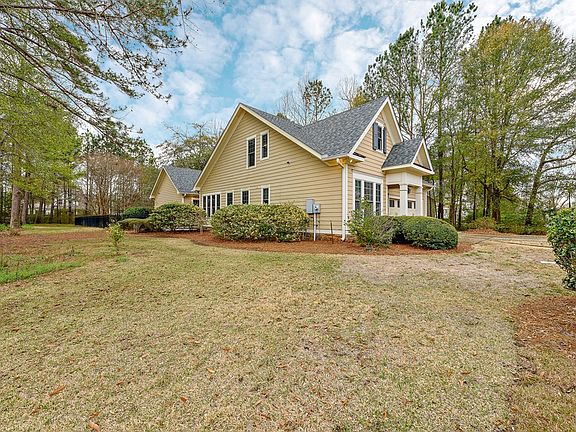 4th image of 101 Hedgerose Ln