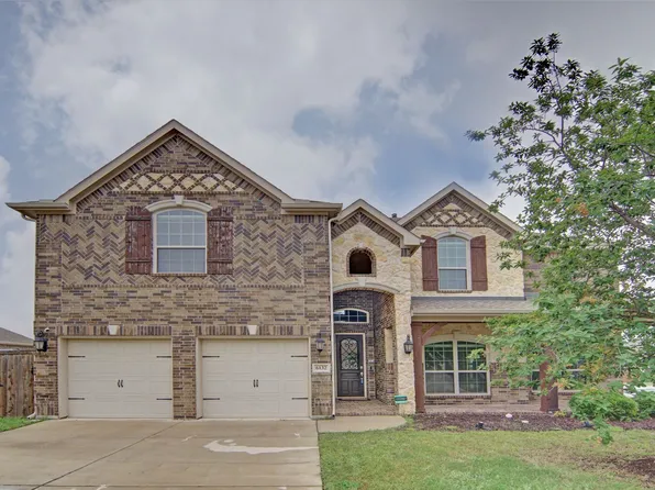 6132 Falls Lake Rd, Fort Worth, TX 76179