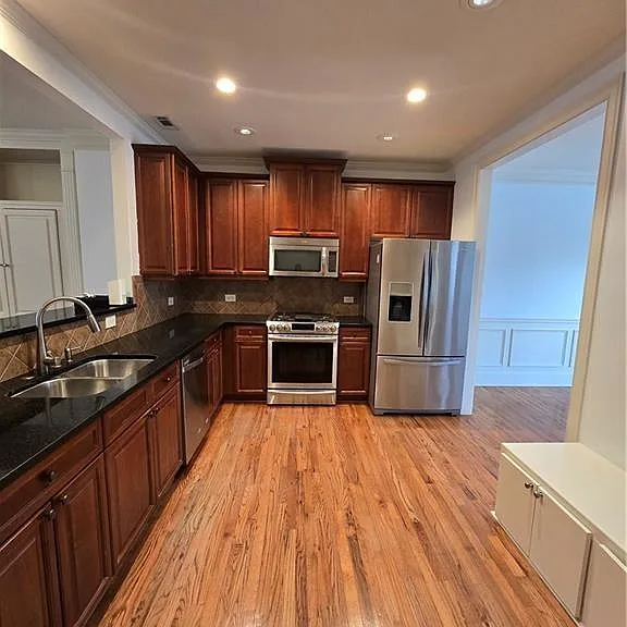 10330 Dashiell Ct — Photo 9