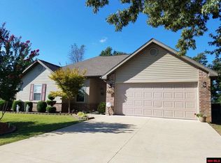 416 Travelers Way, Gassville, AR 72635