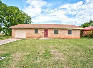 406 N Hardin Ave, Mangum, OK 73554