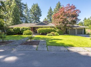 10450 SW Hawthorne Ln, Portland, OR 97225