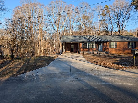 4th image of 510 Short St