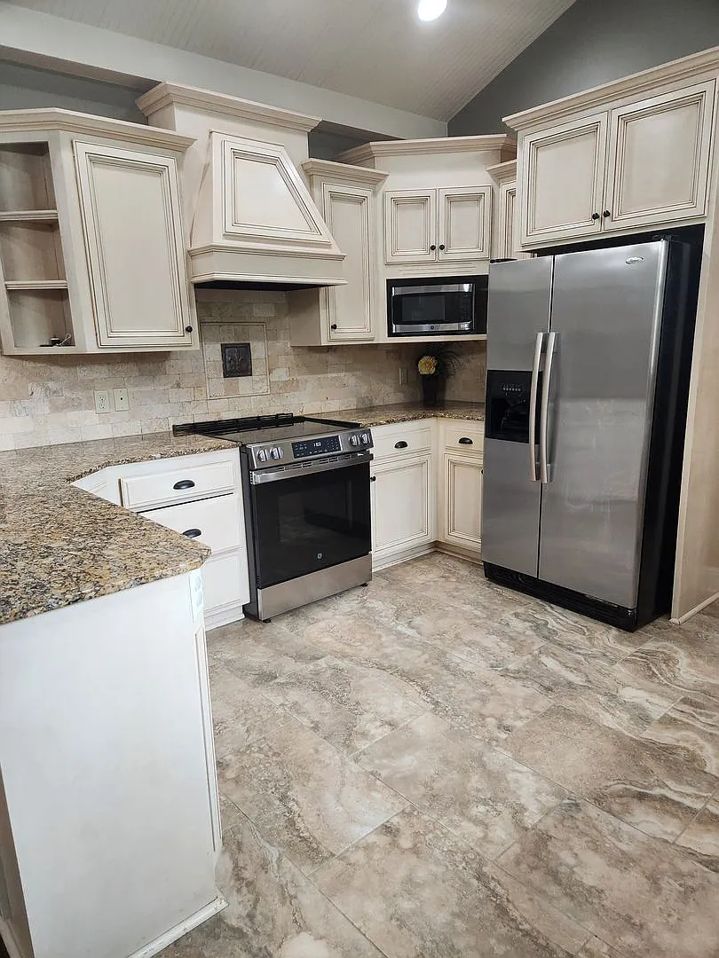 4 bedroom home for rent — Photo 4