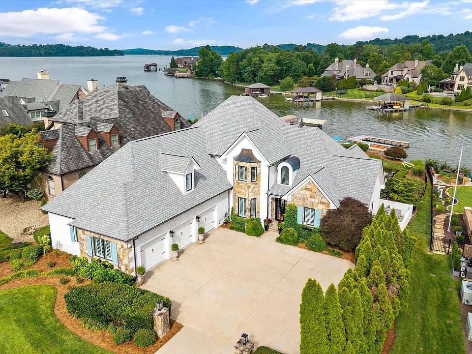 1st image of 10525 Lakecove Way