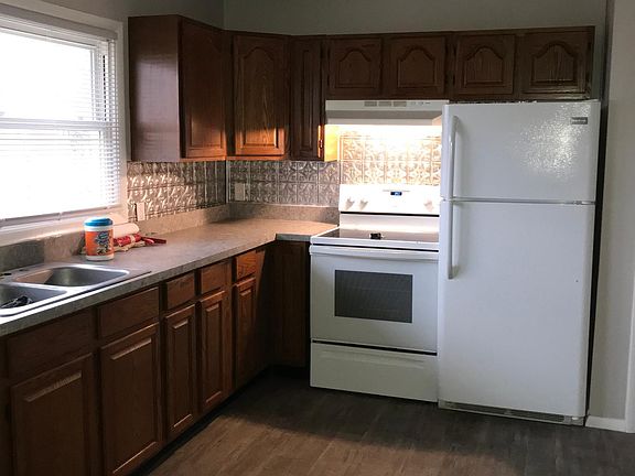 2nd image of 1021 Marianna Dr