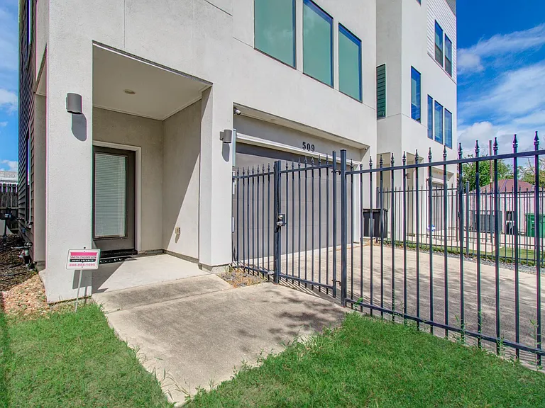 509 Gregg St — Photo 4