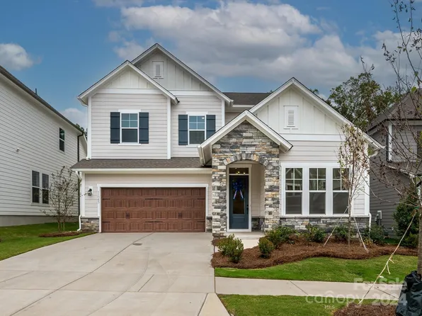 11045 Shreveport Dr, Huntersville, NC 28078