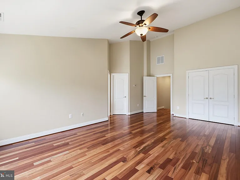 6403 Velliety Ln — Photo 33