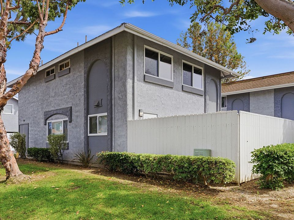1st image of 9582 Pettswood Dr