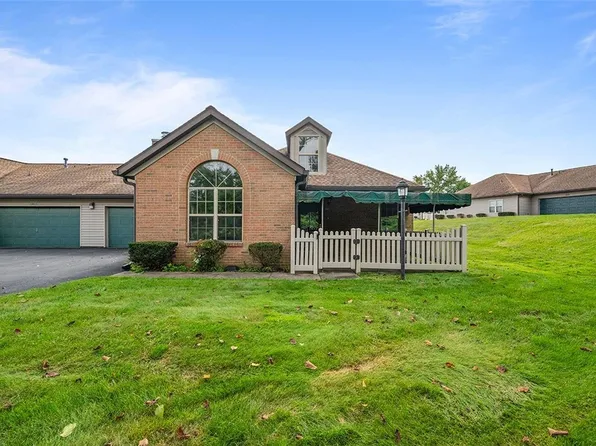 1240 Stanford Ct, Coraopolis, PA 15108