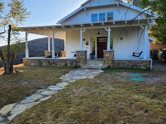 3rd image of 24900 Paseo Del Rancho
