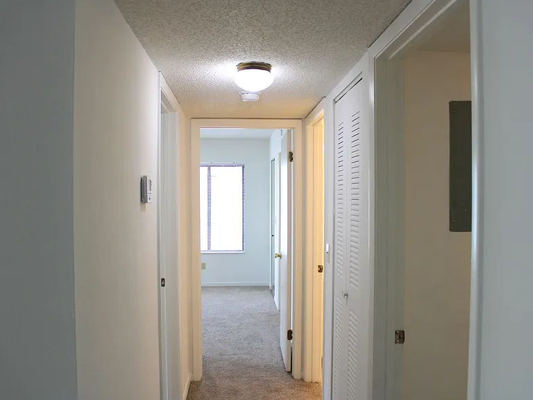 952 Courtyard Ln #12 — Photo 13