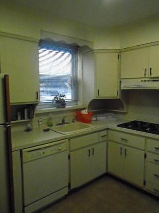 2nd image of 2519 E 63rd St