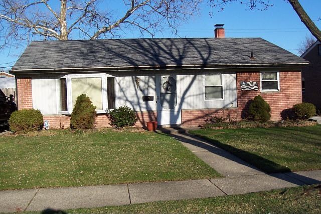 1st image of 8132 Carrousel Blvd