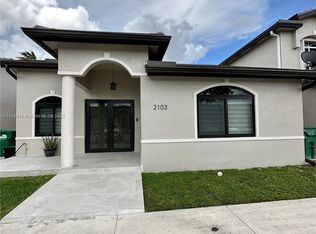 18713 NW 84th Psge APT 2103, Hialeah, FL 33015