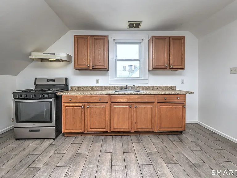 483 Ferry St #3 — Photo 20